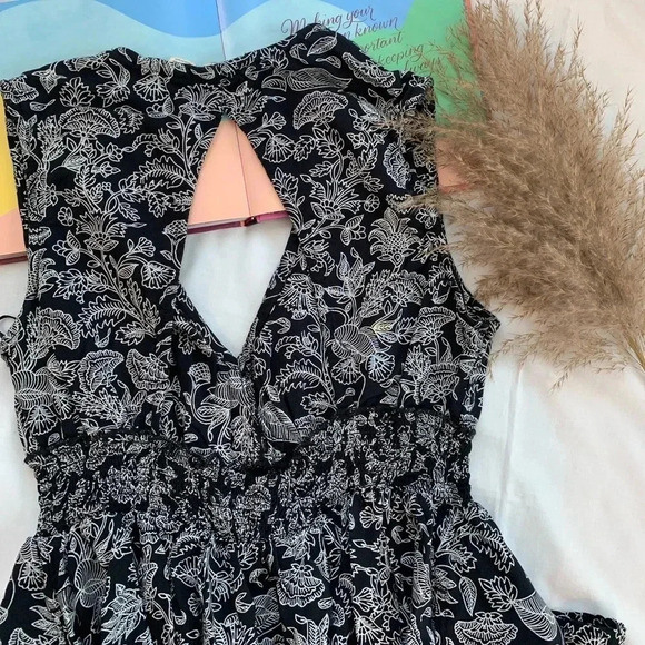 ROXY MIDI DRESS - Picture 1 of 5